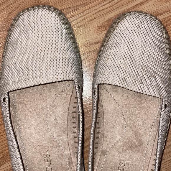 AEROSOLES Espadrille Style Flats Tan Fabric Upper size 9 - Picture 3 of 13